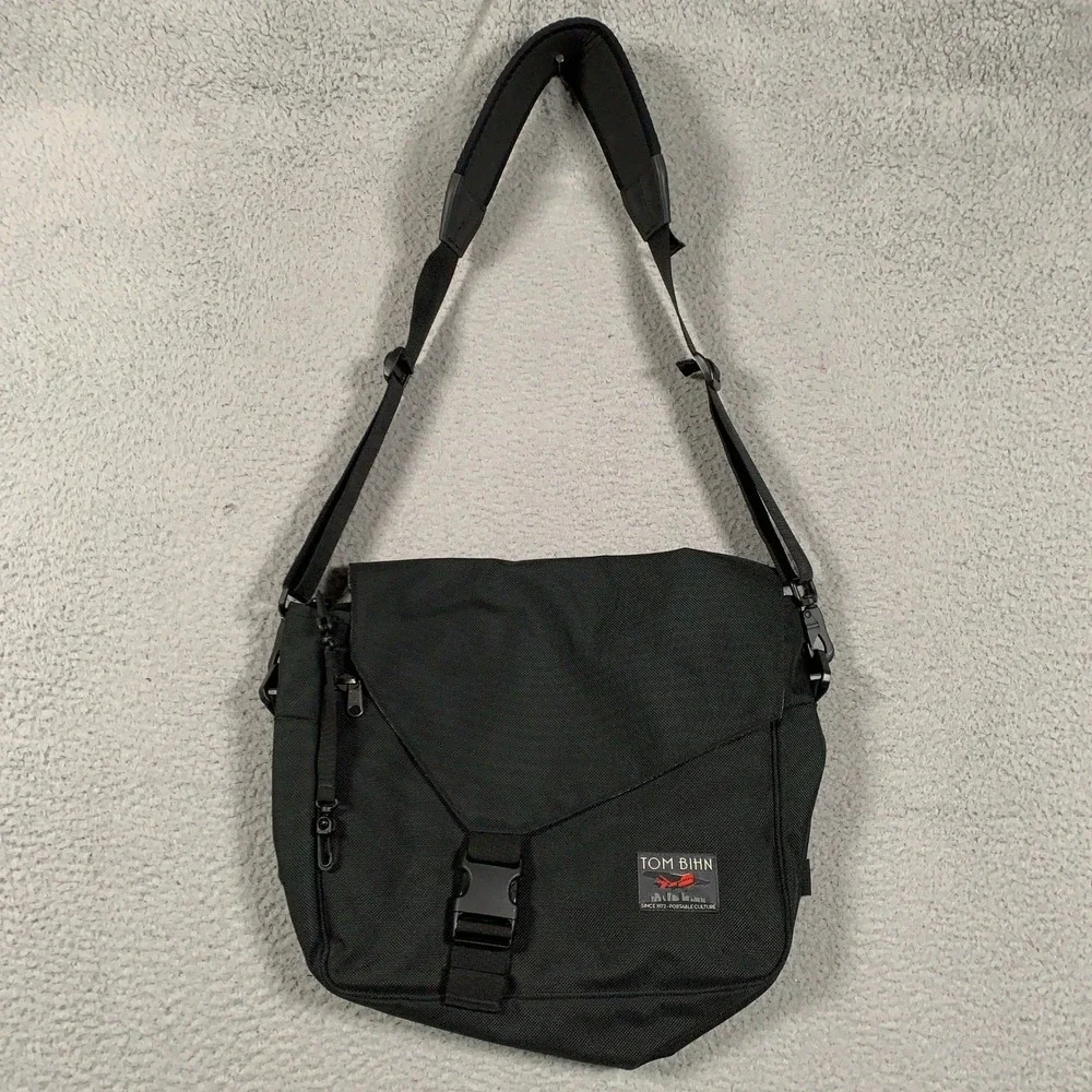 Tom Bihn Makers Bag Messenger Bag Unisex OS Black Ballistic Nylon Utility EDC